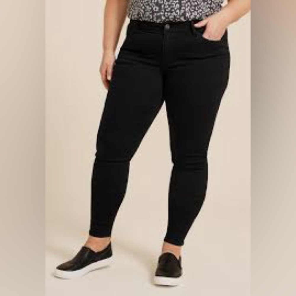 M by Maurice’s Black Plus Size Denim Jeans Flattering High Waist Classic Cute